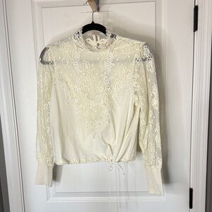 Antgropologie Chic Lace Women's Blouse in Cream NWT